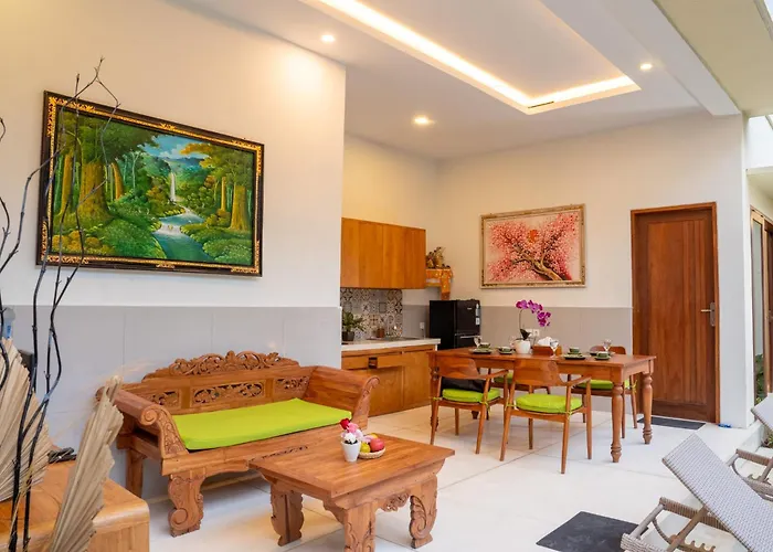 Villa Putih Kuning Lakoso